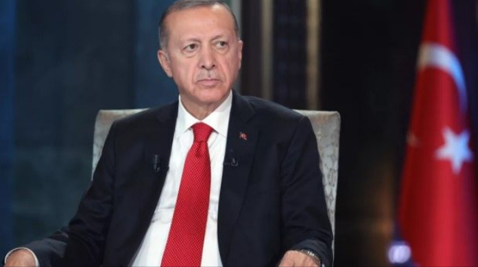 Cumhurbaşkanı Erdoğan'ın Rahatsızlığı Ülke Gündemine Oturdu! İlk Açıklama Geldi