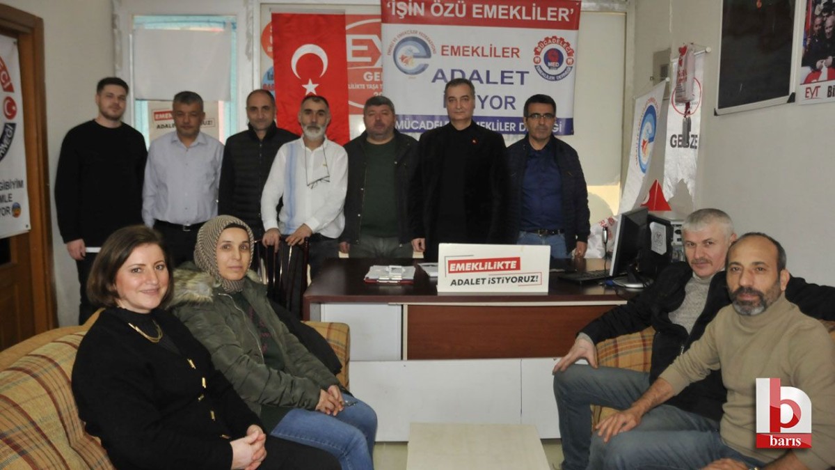 Emekliler, “İnsan onuruna yaraşır maaş istiyoruz!”