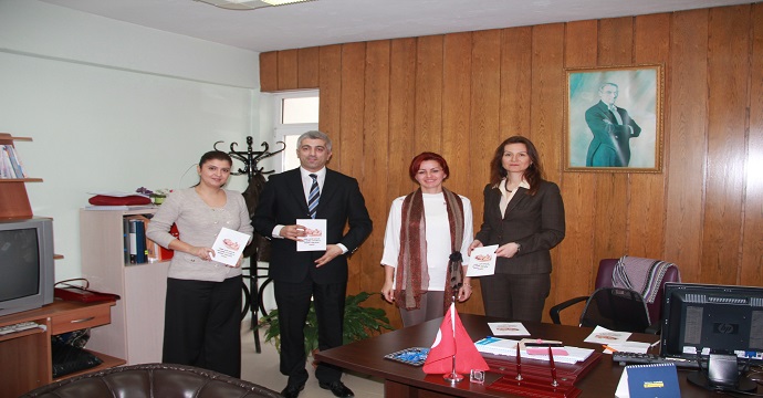 Dünya devinden Sağlıklı Bebek ve Anne-Baba Rehberi