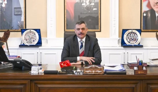 Yeni Bakandan İlk Açıklama!