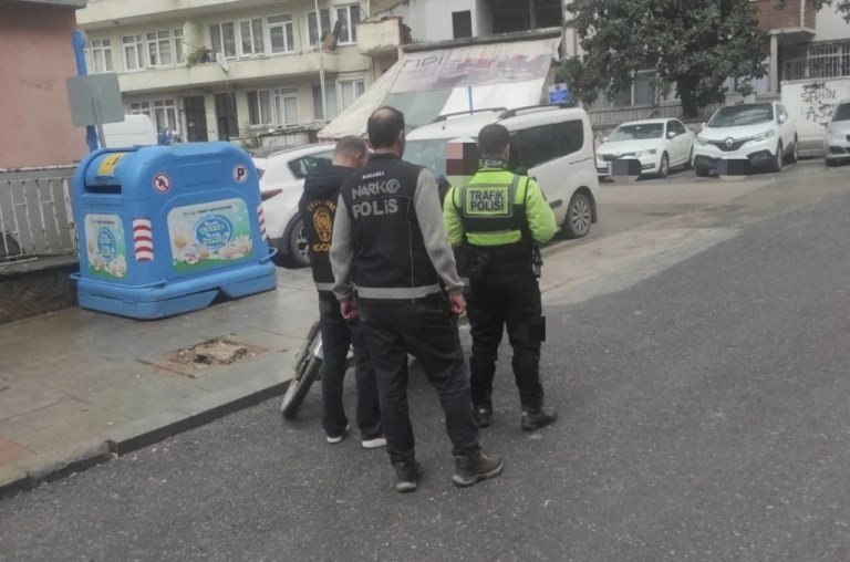 Okul çevrelerinde sıkı denetim öğrencilerin güvenliği için!