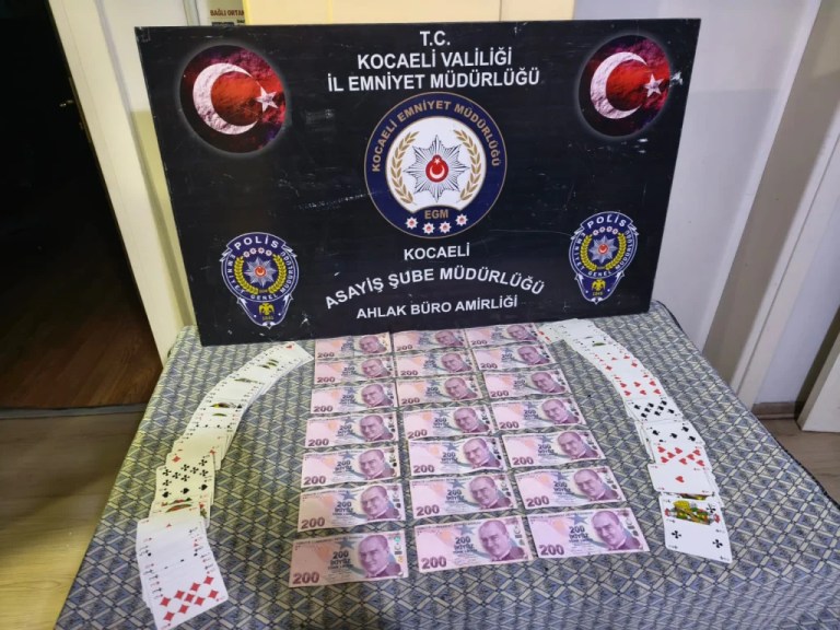 Karamürsel’de kumar baskını: Cezalar kesildi, para ele geçirildi