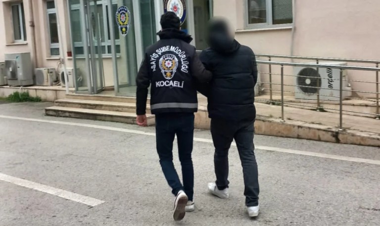 Hırsızlık hükümlüsü, 15 yıl hapisle yakalandı!