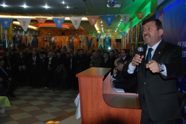 Kültür Merkezi inşaatı devam ediyor