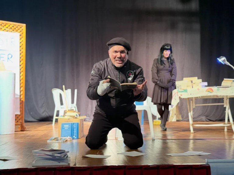 Gölcük’te öğrencilere Kütüphaneler Haftası tiyatrosu