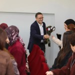 Derince Belediyesi’nden kadın çalışanlara 8 Mart kutlaması