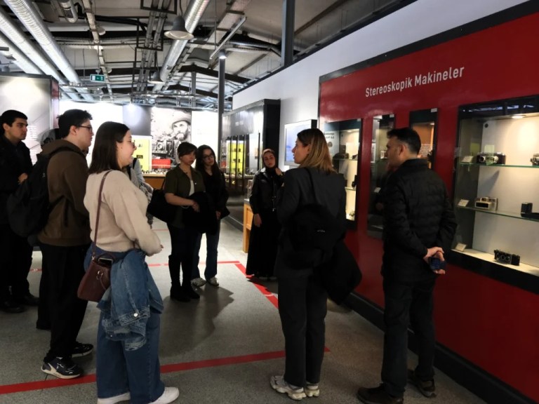 Fotoğrafın tarihsel yolculuğu Büyükşehir’le başladı