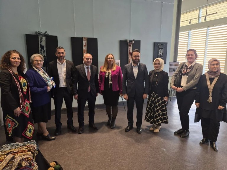 Kocaeli’de geleneksel motifler dokuma sanatıyla buluştu