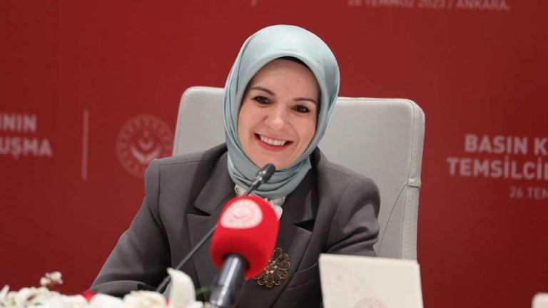 Aile Bakanı Göktaş, Başiskele’de açılışlara katılacak