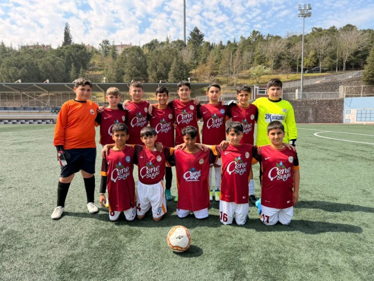 23 Nisan Futbol Turnuvası’nda heyecan başladı