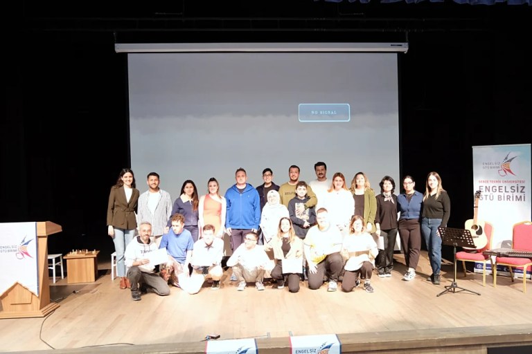 GTÜ’de “Otizm Bestiz Sahne” gösterisi