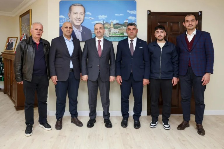 YP Çayırova eski İlçe Başkanı AK Parti’ye katıldı