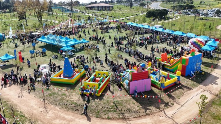 Gebze Lokomotif Çocuk Köyü kapılarını açtı