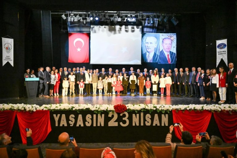 Kocaeli’de 23 Nisan coşkusu yaşandı