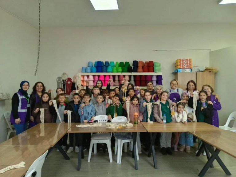 Minik öğrenciler İZGİM’de girişimcilikle tanıştı