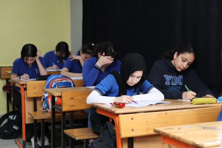 Körfez’den öğrencilere ücretsiz sınav desteği