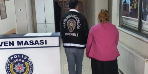 Kocaeli’de Hırsızlık Zanlısı Kadın Yakalandı!