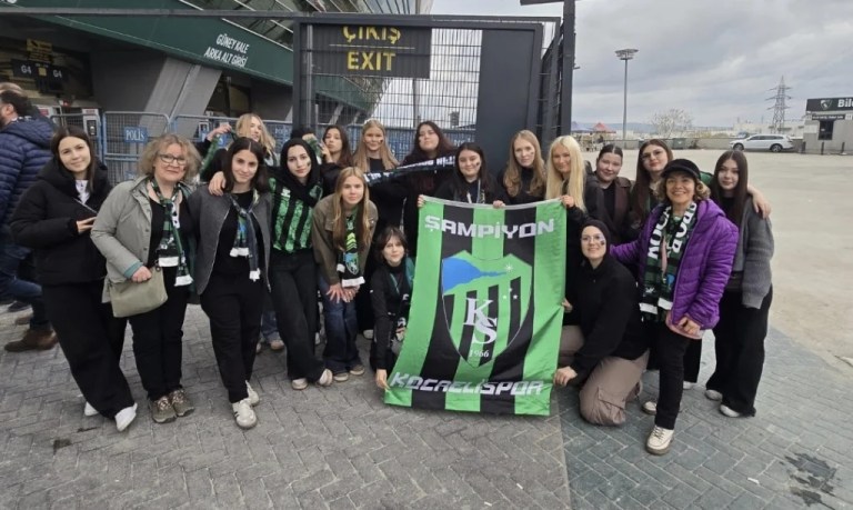 Avrupalı Öğrenciler Kocaelispor’a Hayran Kaldı!
