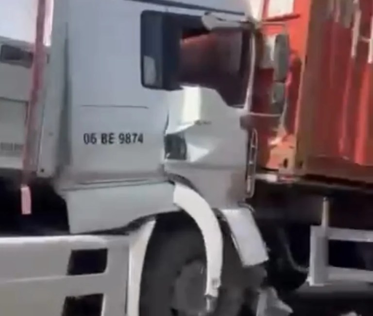 TEM Otoyolu Alikahya’da zincirleme kaza: Trafik kilitlendi!