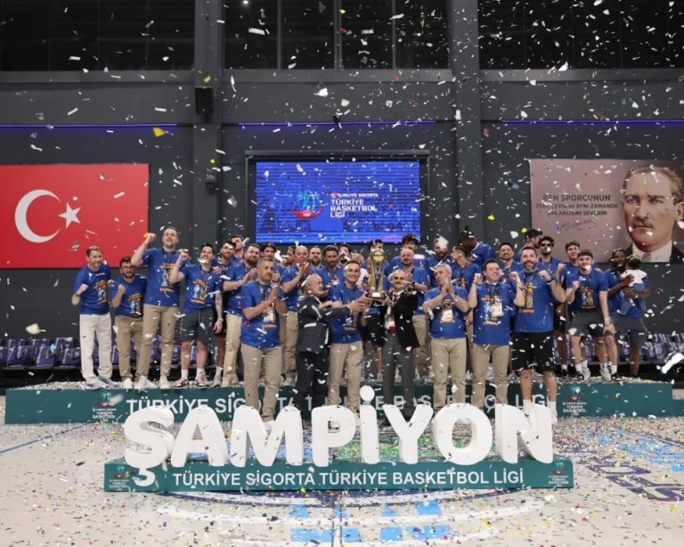 Çayırova Belediyesi Basketbol Takımı Süper Lig’e Yükseldi