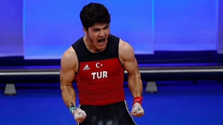 Muhammed Furkan Özbek Avrupa Şampiyonu Oldu