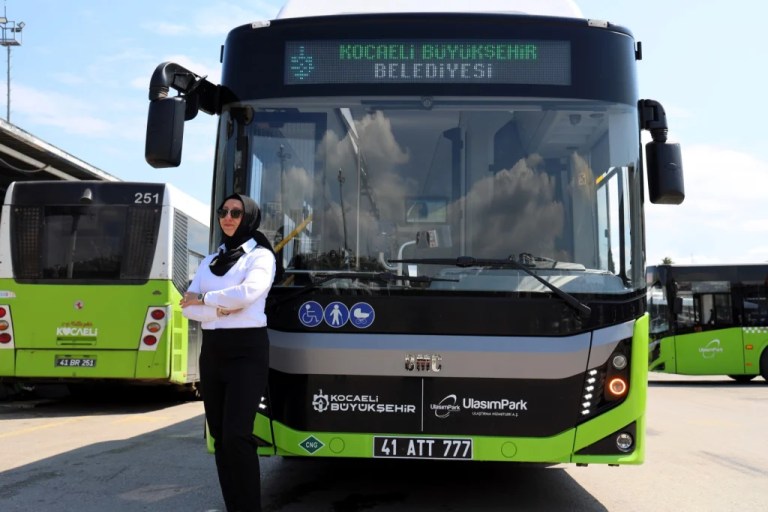 Kocaeli’de direksiyon başındaki anneler