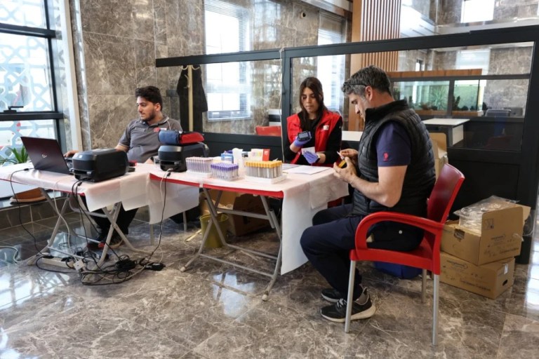 Kartepe’den hayat veren destek
