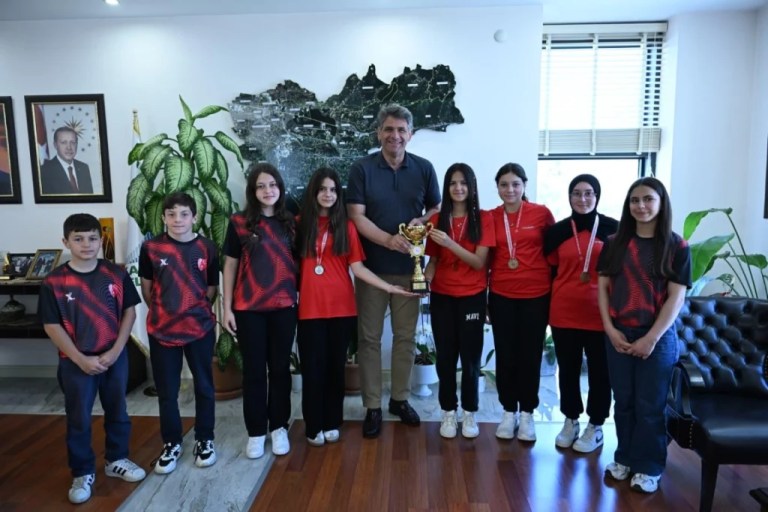 Kartepe’nin gururu genç sporcular!