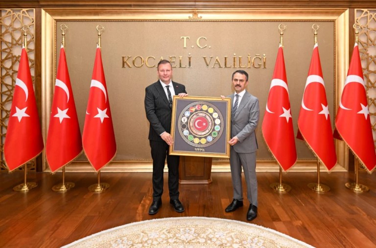 MHP Kocaeli’den Vali Aktaş’a ziyaret