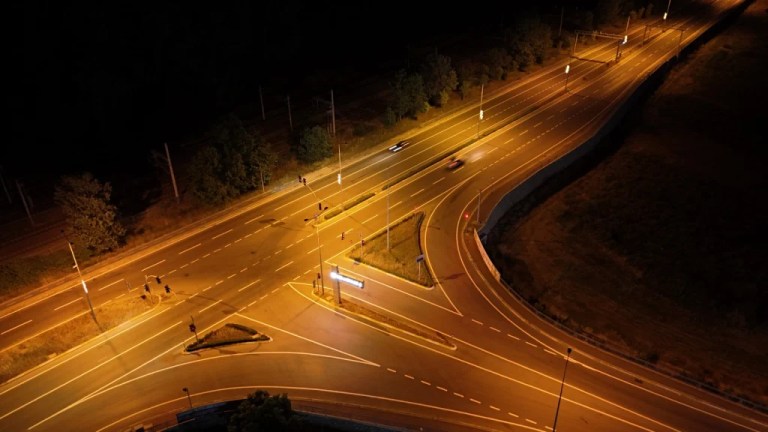 İzmit'te 9 bin metrekare yol çizgisi yenilendi - 3. görsel