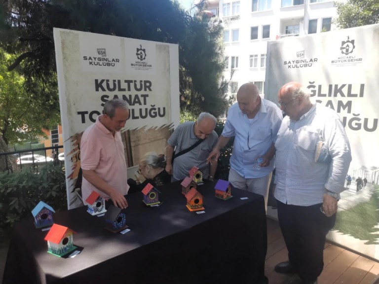 Saygınlar Kulübü’nden el emeği sergisi