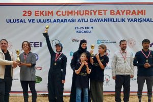 Gebze’de at yarışları nefes kesti, GGC Kupası sahiplerini buldu