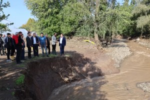 Başiskele’de sel mağduru çiftçilere destek