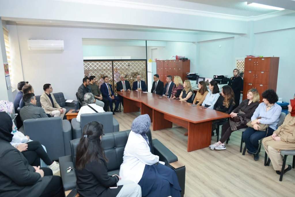 Büyükgöz haftaya okul ziyaretleriyle başladı - 2. görsel