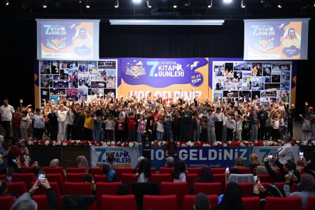 Çayırova Kitap Günleri'nde Sertaç Abi coşkusu