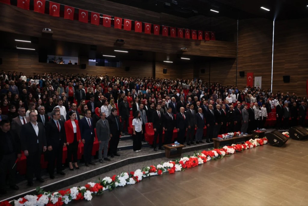 Cumhuriyetin 103. yılı Çayırova'da kutlandı - 2. görsel