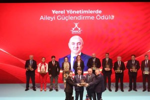 Darıca Belediyesi’ne aileyi güçlendirme ödülü