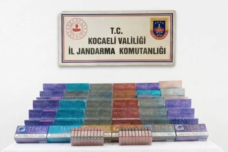 Gebze'de kaçak tütün operasyonu!