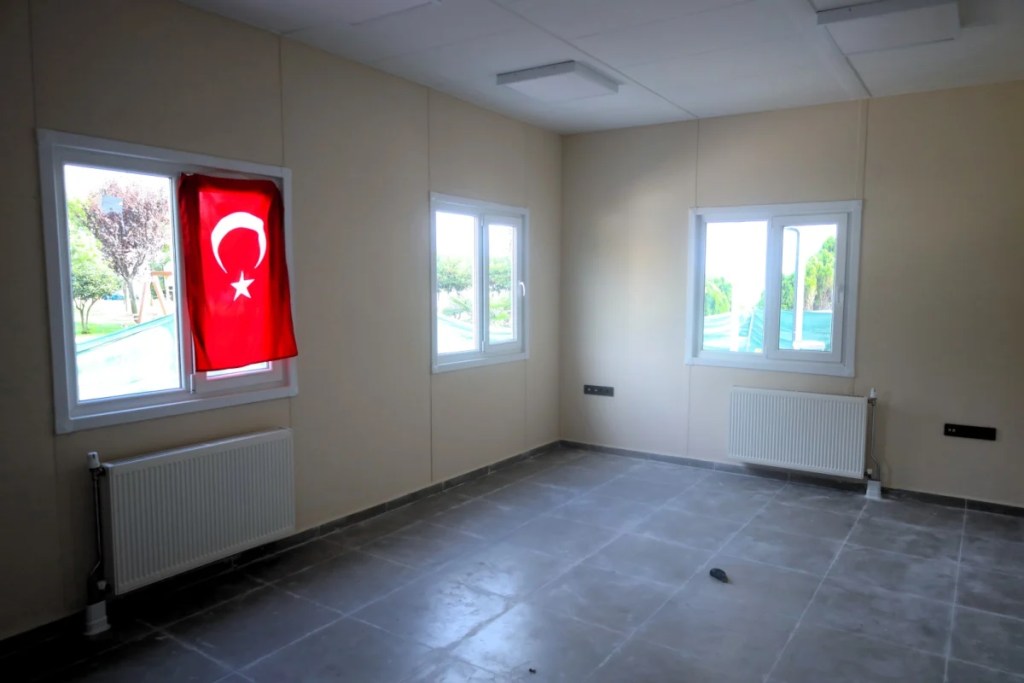 İzmit'te emekli polis lokali tamamlanıyor - 3. görsel