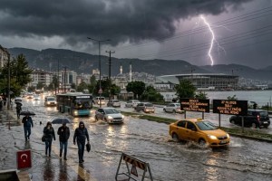 Kocaeli için kuvvetli sağanak uyarısı yapıldı