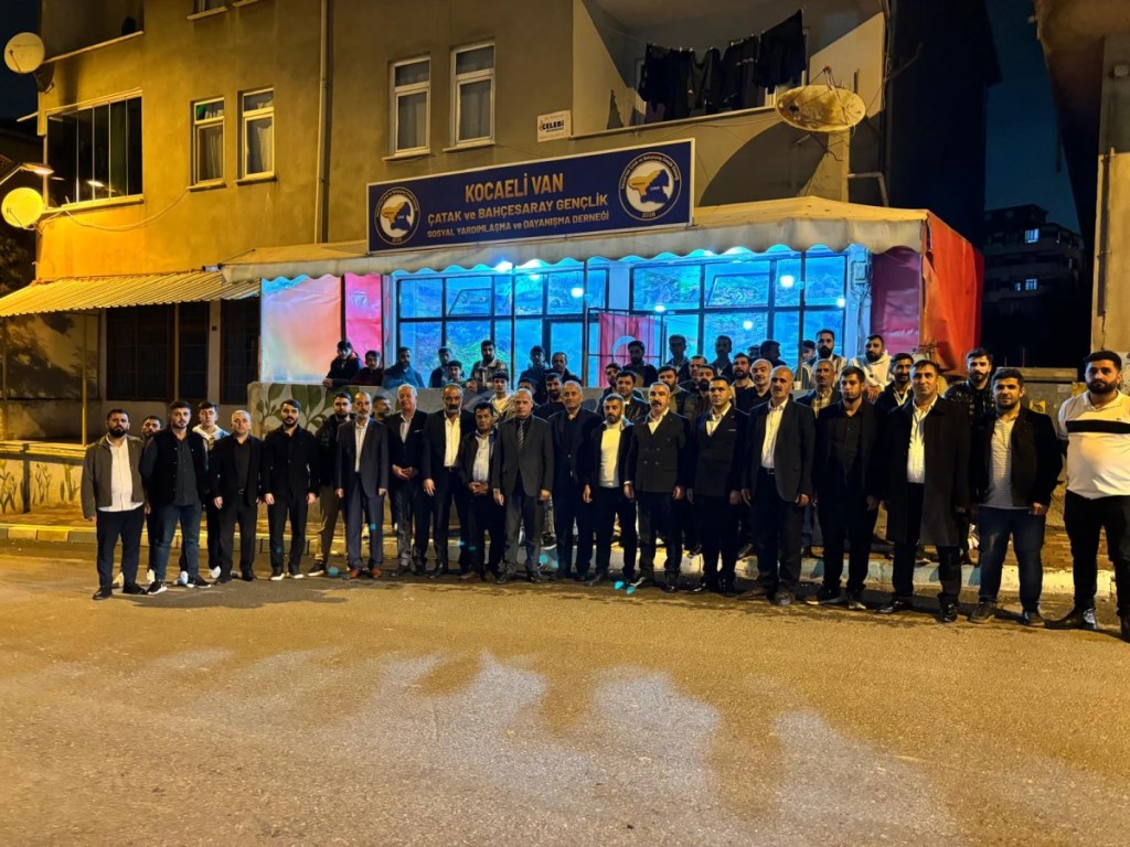 MHP Dilovası İlçe Başkanından gençlik uyarısı