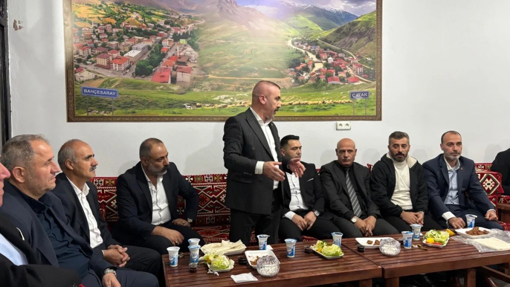 MHP Dilovası İlçe Başkanından gençlik uyarısı